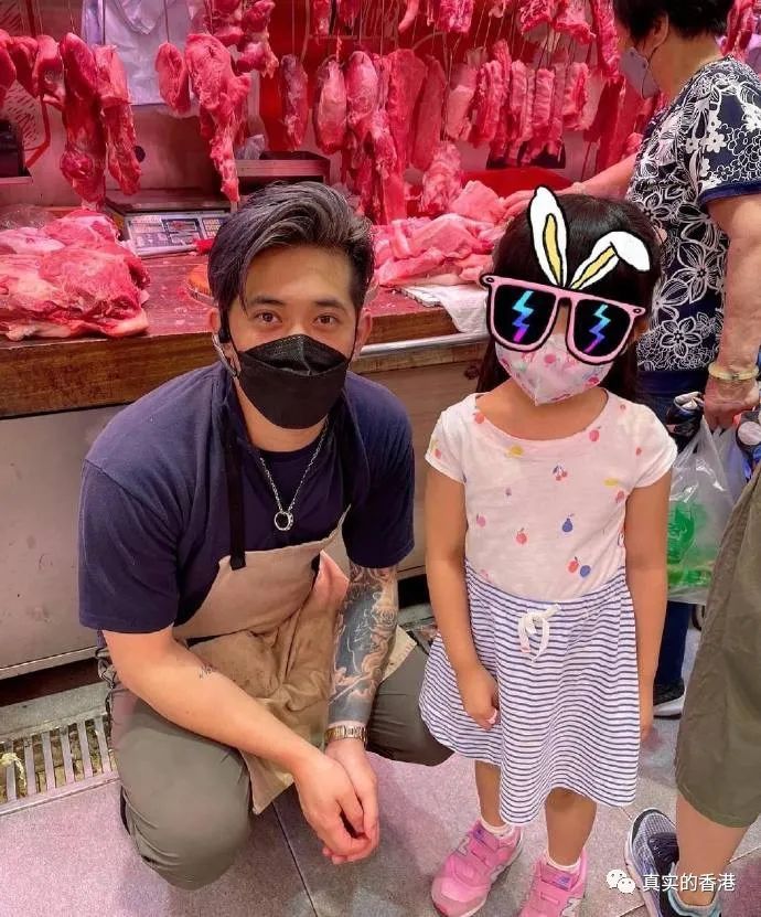 神奇的香港！从卖猪肉到万人迷，只需一个月