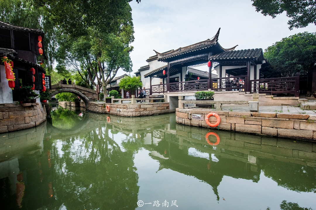 苏州甪直古镇开放了吗,苏州甪直古镇和周庄古镇哪个好玩