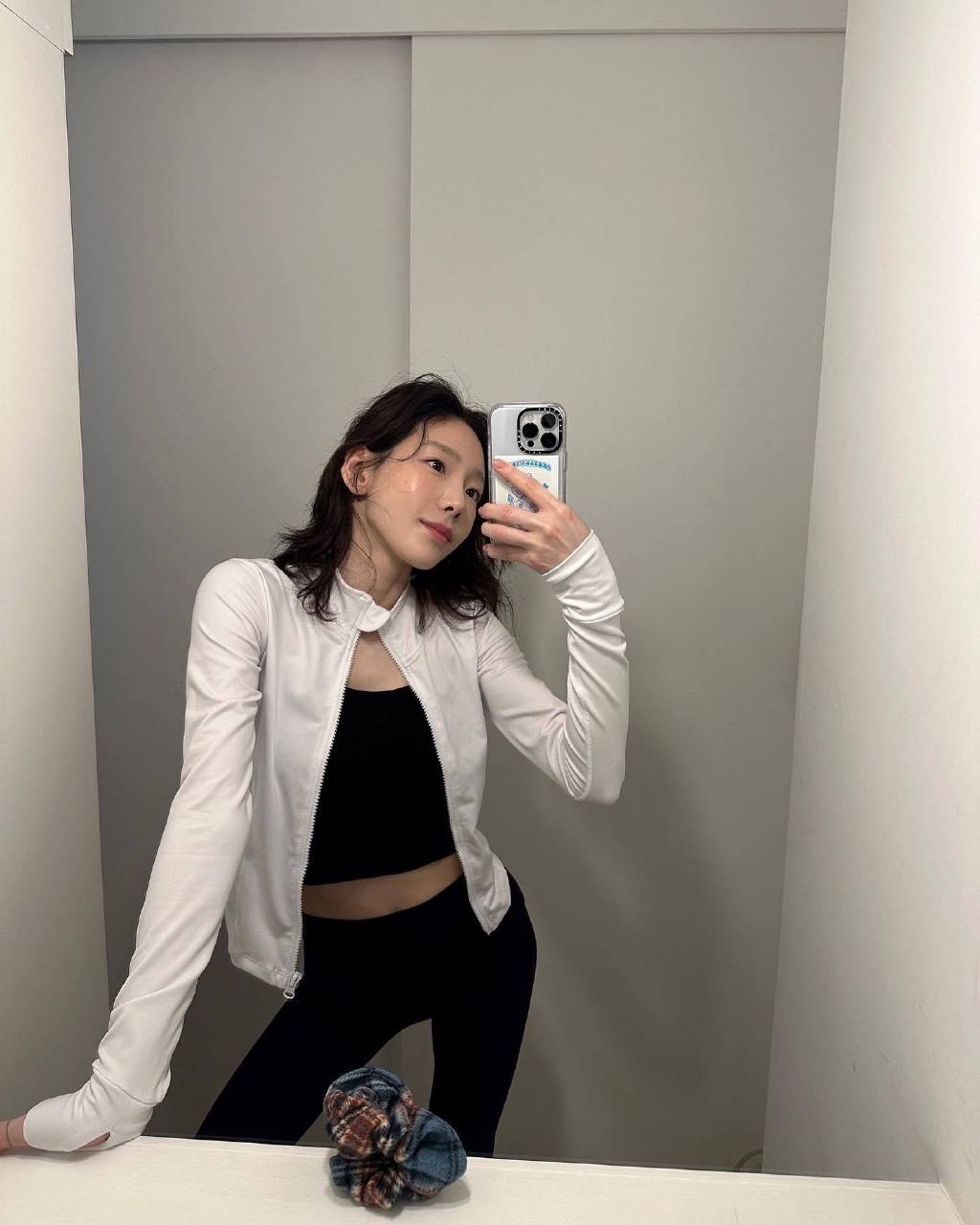 32岁泰妍短发,泰妍早期和现在面部对比