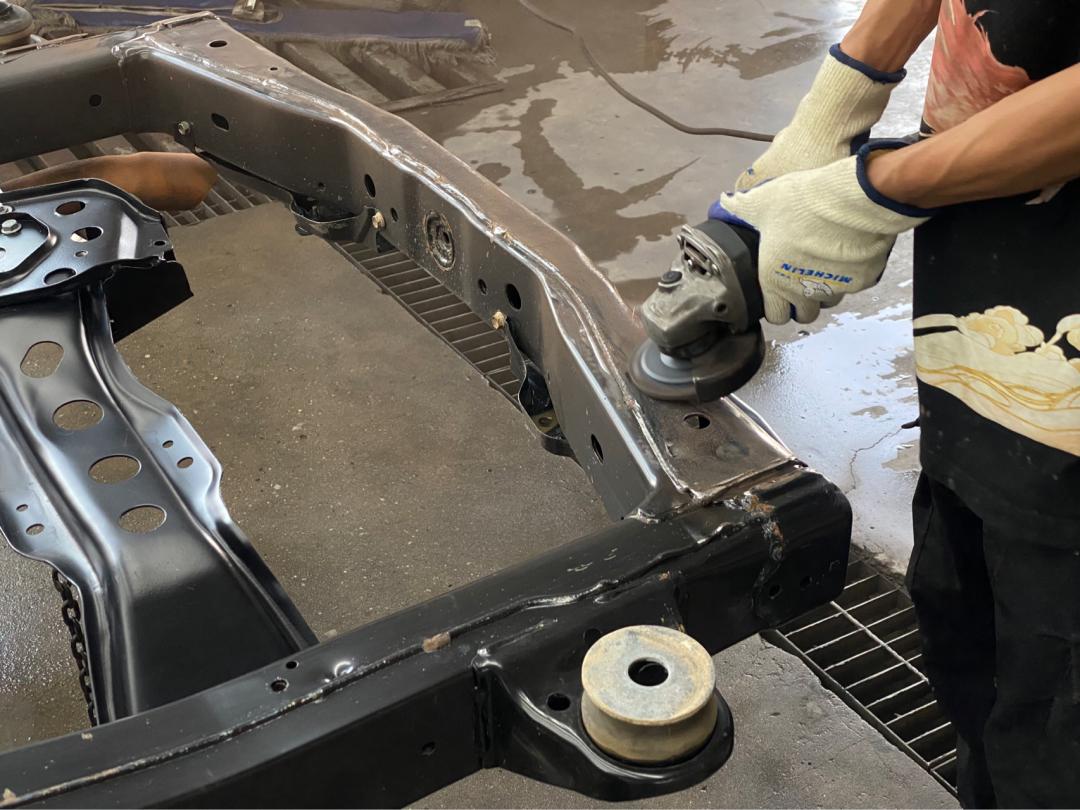 丰田霸道老车翻新升级好的出售,搞工地车翻新