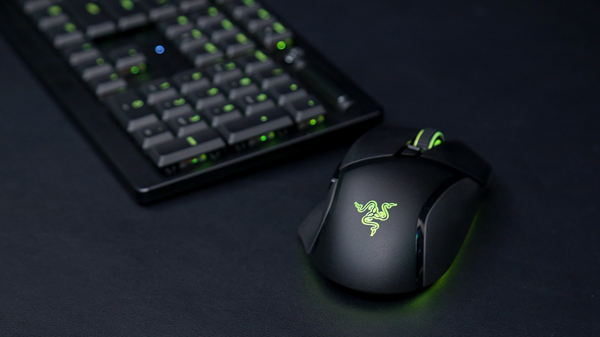 雷蛇巴塞利斯v3pro和达尔优eh915,雷蛇巴塞利斯蛇终极版有线鼠标