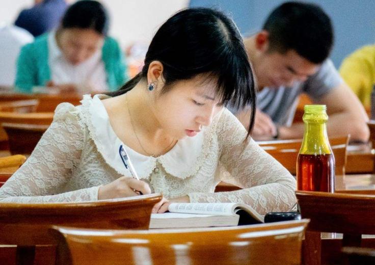 在女生眼里男生身高多少算矮,男生身高多少是女生的理想标准