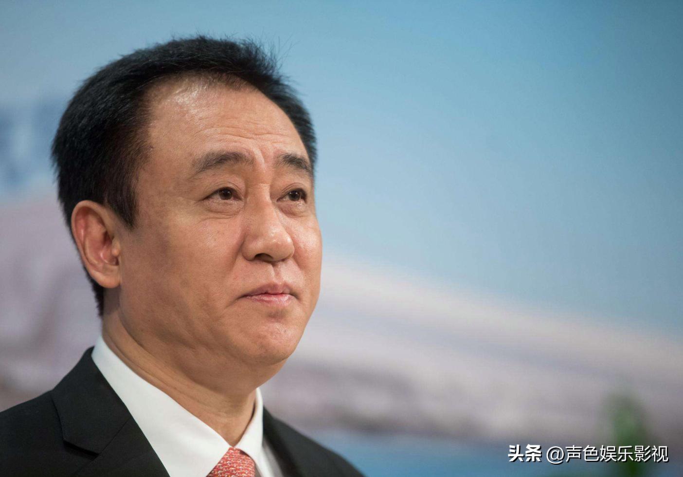 许家印首富时刻,许家印发家之路共用几年时间