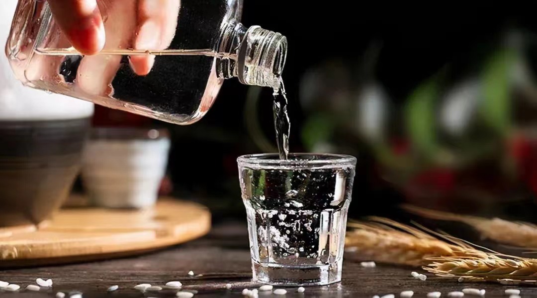 卖认知而不是卖产品，深度剖析用粉丝社群来营销白酒