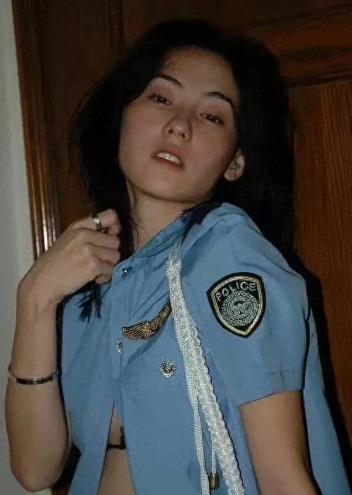 曝光！陈冠希私密照惊人尺度，网友热议