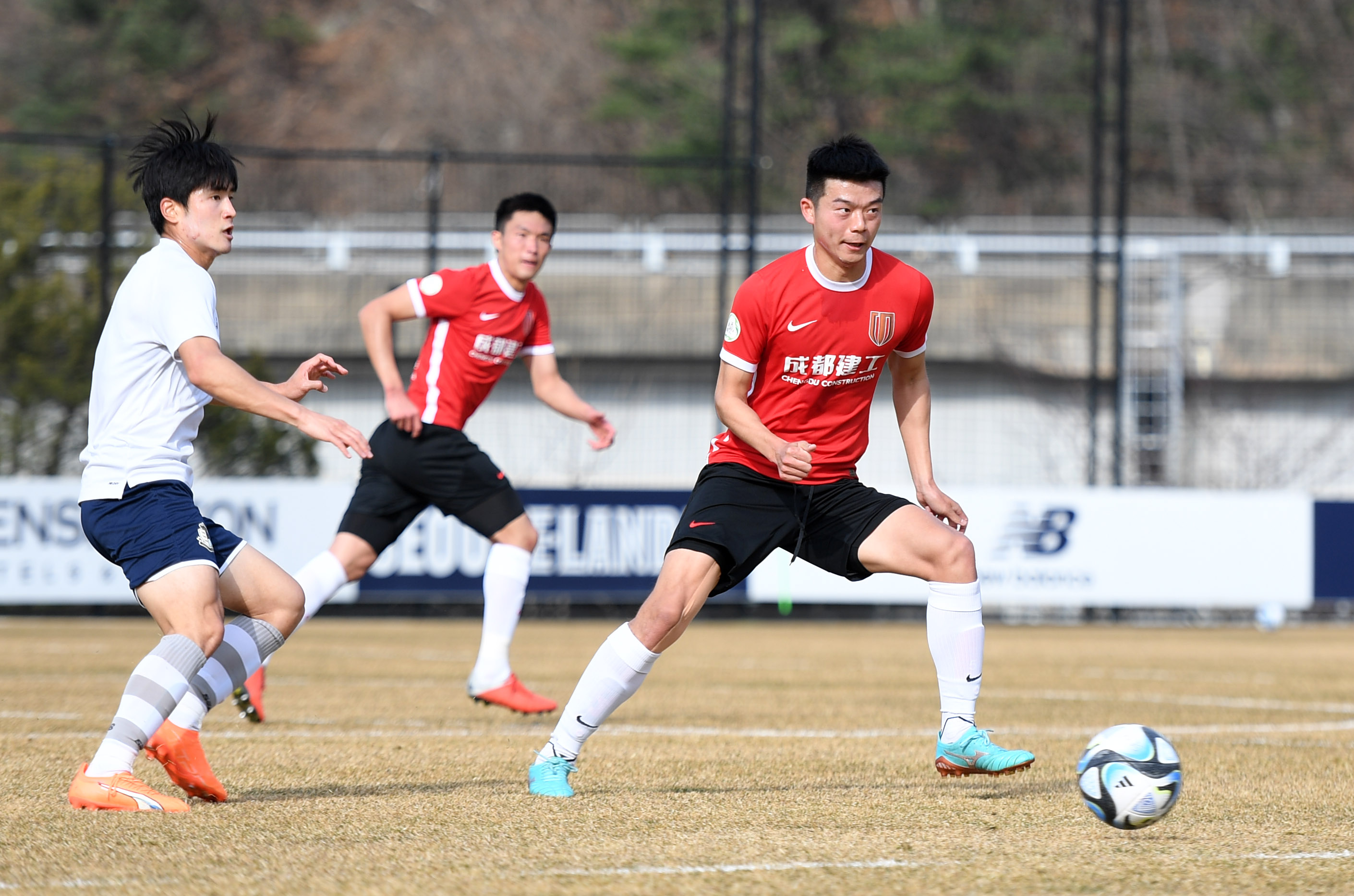 球队动态丨两战首尔衣恋赛练结合提状态主力框架见雏形