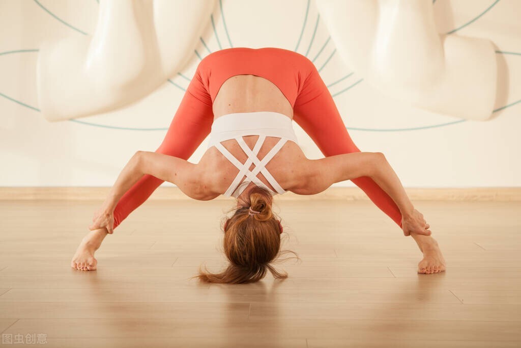 瑜伽私教第一节课练什么,连续上一个月的瑜伽私教课