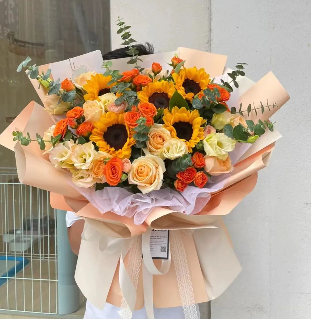 那些没说出口的话就留在心里,那些没说出口的话就藏在心里吧