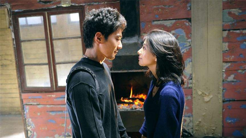 女星高圆圆赚了一个亿,国民女神高圆圆40岁生日