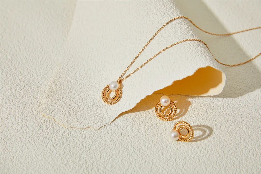 什么珍珠好看又实用,女人为什么爱首饰