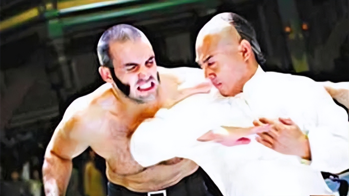 两个“球”令美国精英暴跳如雷,我们只能耸肩,表示遗憾