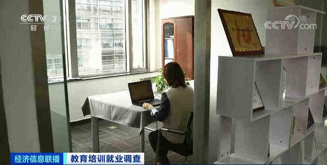 疫情下:时装业哭了、培训业最惨,珠宝业笑了,网上卖菜火了