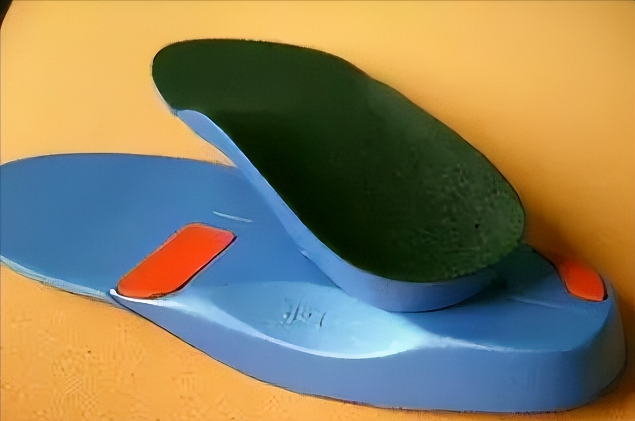 康复师教我怎么矫正扁平足,扁平足十大康复训练