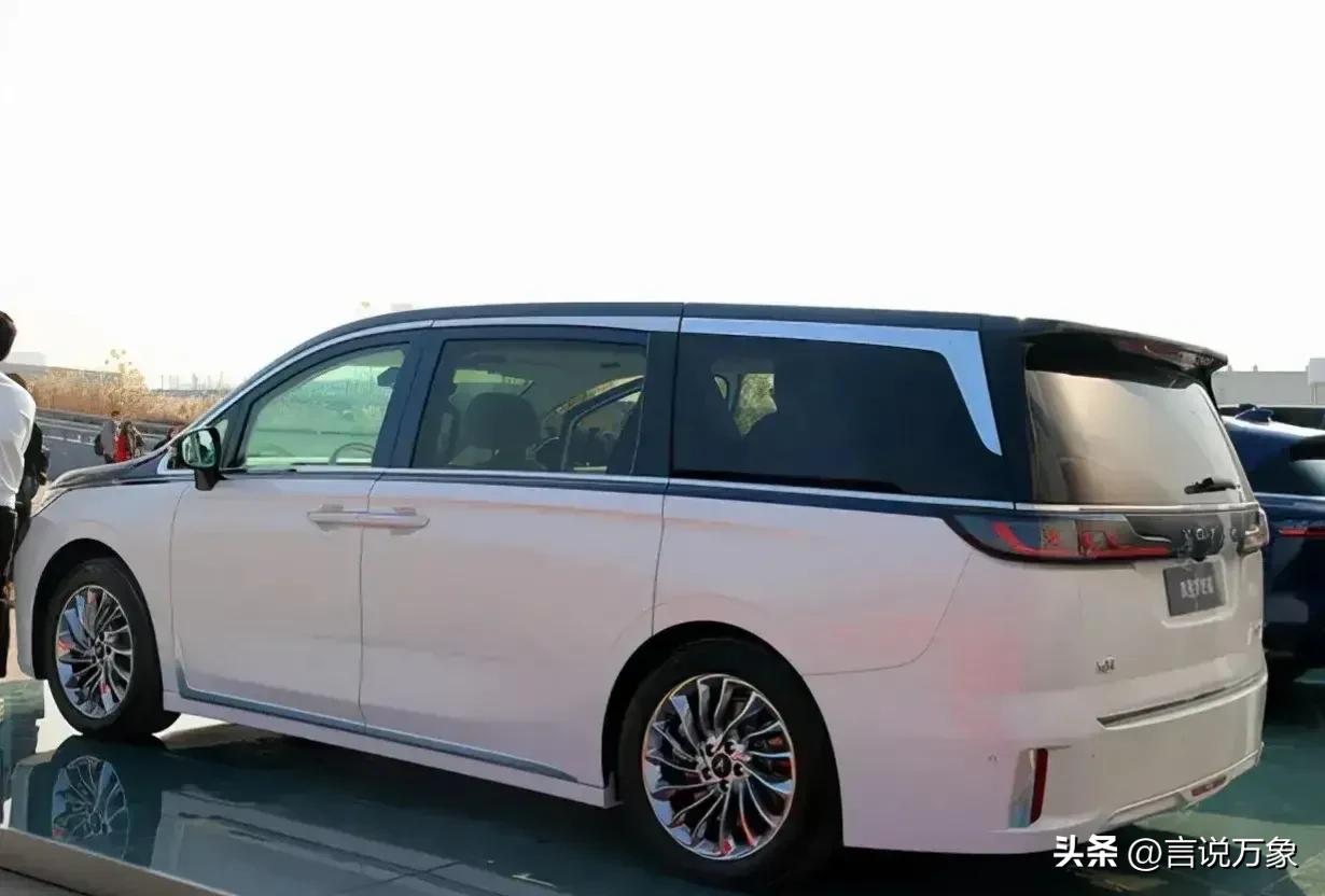 明星的保姆车有哪些,明星一般用什么样的保姆车