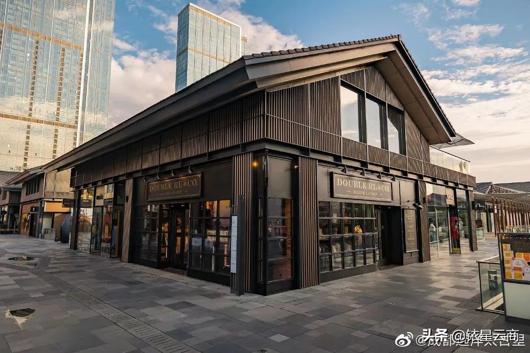 西南购物中心贵阳,新西南购物中心