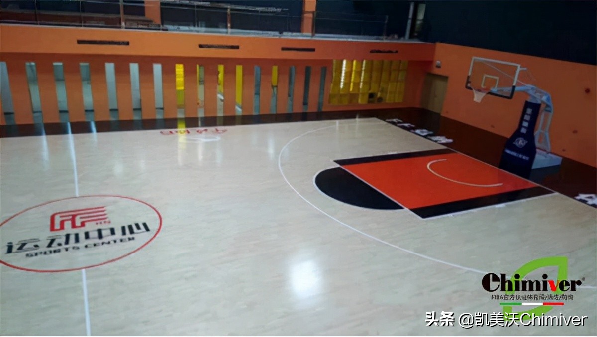 篮球场木地板打滑怎么办,体育馆木地板翘起来怎么回事