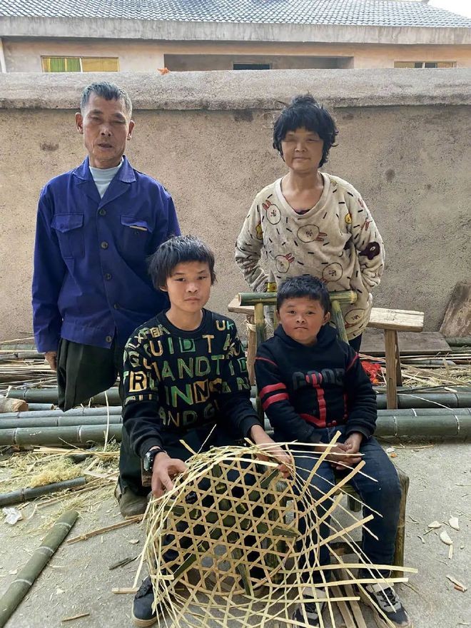 小马云14年经历了什么,走红四年后的小马云如今怎么样了