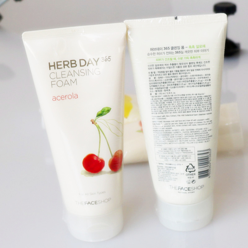 温和保湿的洗面奶推荐,温和保湿补水型的洗面奶推荐