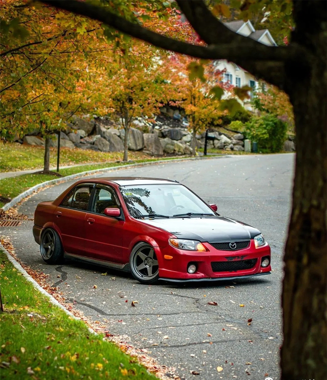 马自达323福美来功能介绍,还记得原来车的样子吗