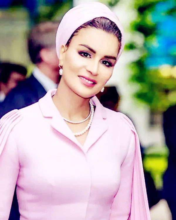 卡塔尔王太后气场,卡塔尔王太后英国女王