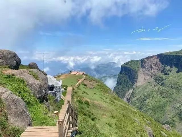 云南避暑旅游好去处推荐,云南避暑有哪些景点好玩