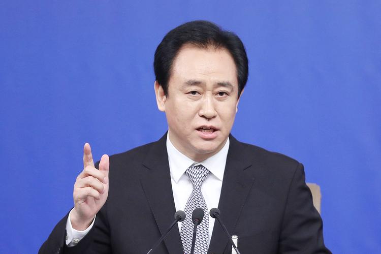 身处困境的许家印,许家印的2.57亿负债会怎么处理