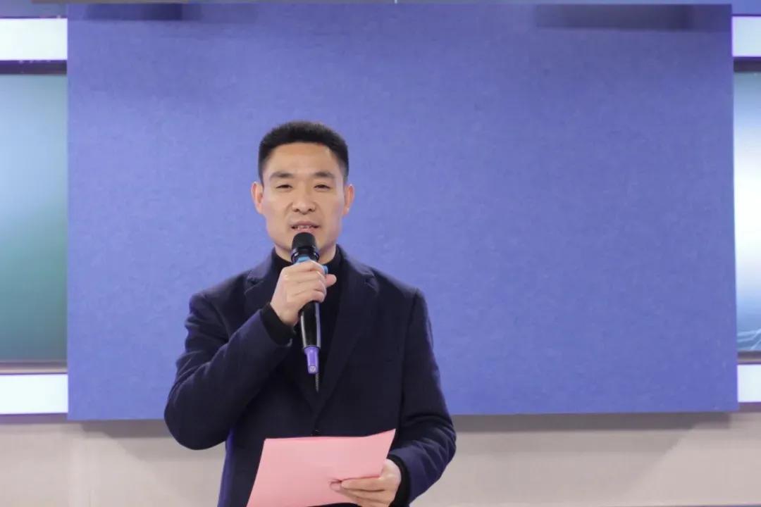 开学啦听听新生的感受,开学了看一下宿舍的环境