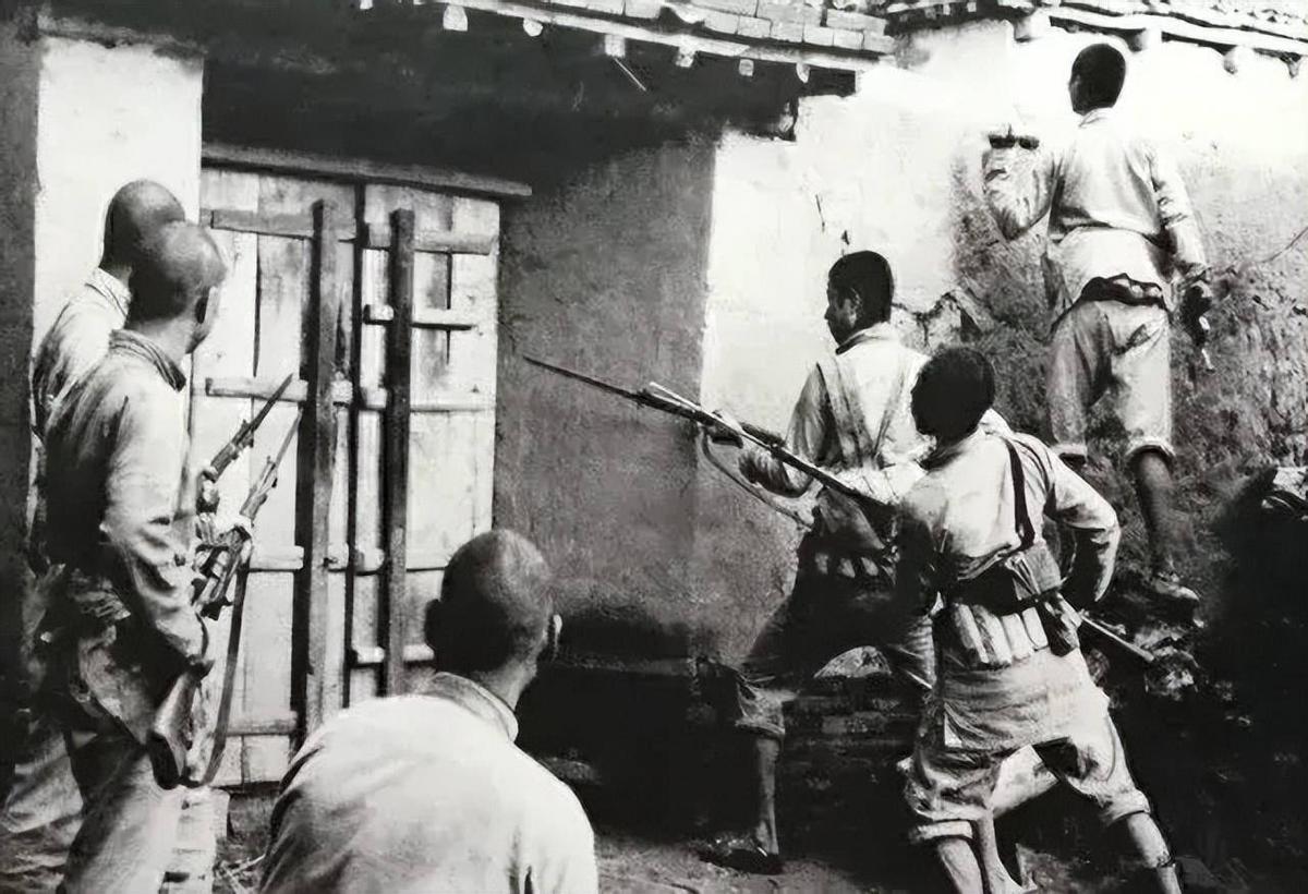 日军日记:*安妇慰**不服从管教,我很愤怒,用*刀刺**插入她的*体下**