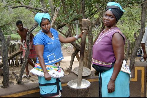 南非女孩巴特曼:因巨臀被白人骗到欧洲做展览,死后200年间成标本