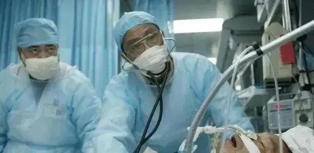 新冠疫情,那么多人都在骂钟南山,86岁的钟南山到底做错了什么?