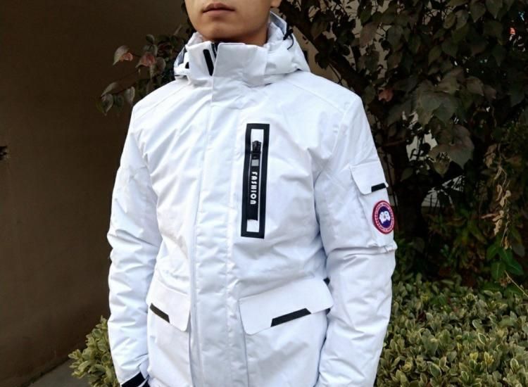 穿了一次加拿大鹅，还是换回了鸭鸭！经验教训：羽绒服别只看品牌