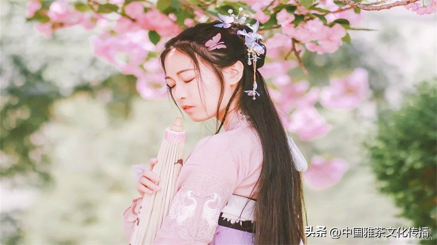 几缕茶香,一壶清茶几缕阳光几分优雅