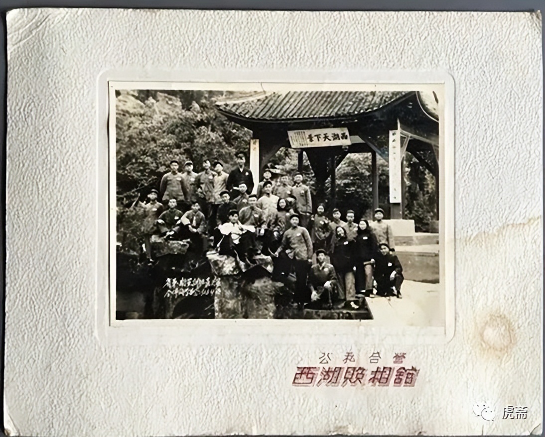 一张老照片背后的故事怎么拍,关于一张老照片背后的故事