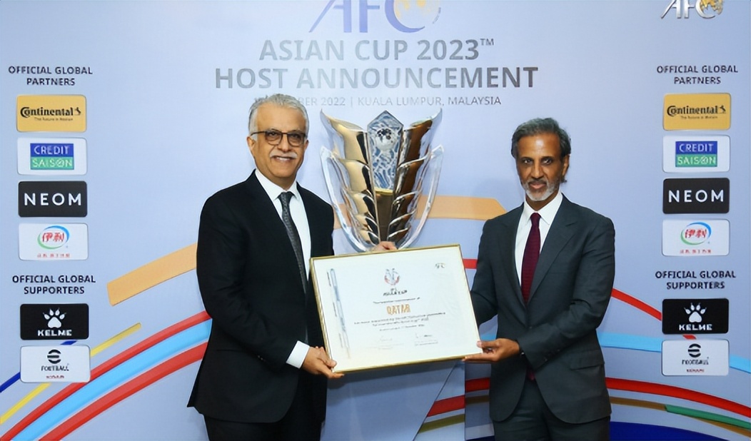 *纪委中**:探索实行行贿人名单管理制度,让行贿人付出应有代价;八项规定长期有效/今晨河南多地仅有3到5度