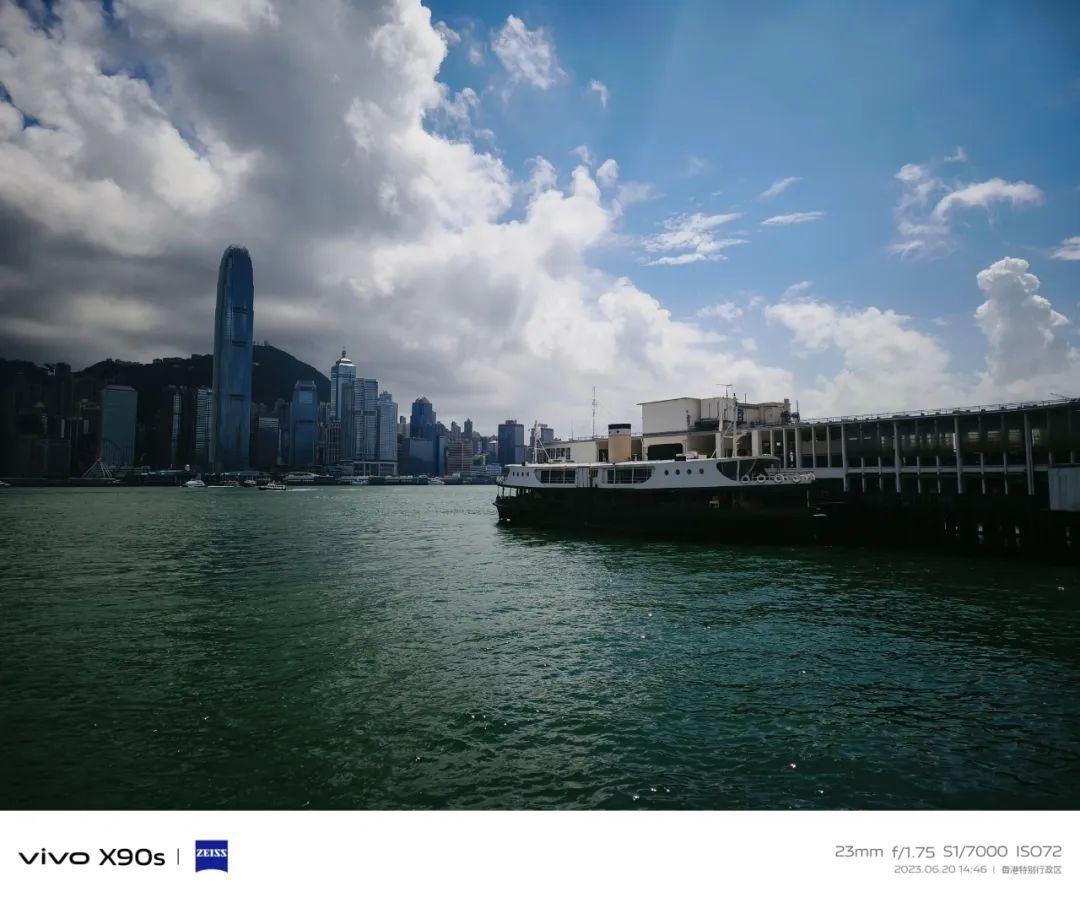 vivox9s鎷嶆憚鏁堟灉,vivox90s璐ㄦ劅褰辫皟