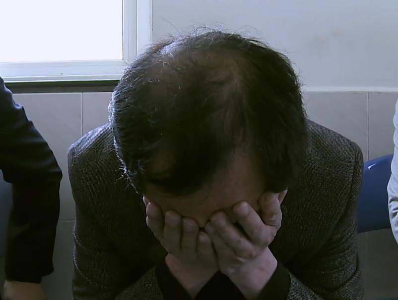 孕妈分娩用力,孕妈艰难生产