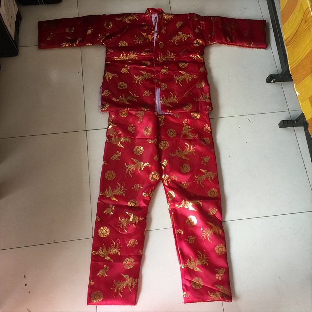 女子酒店开房遭羞辱，被曝多人轮流，震怒：人要有底线