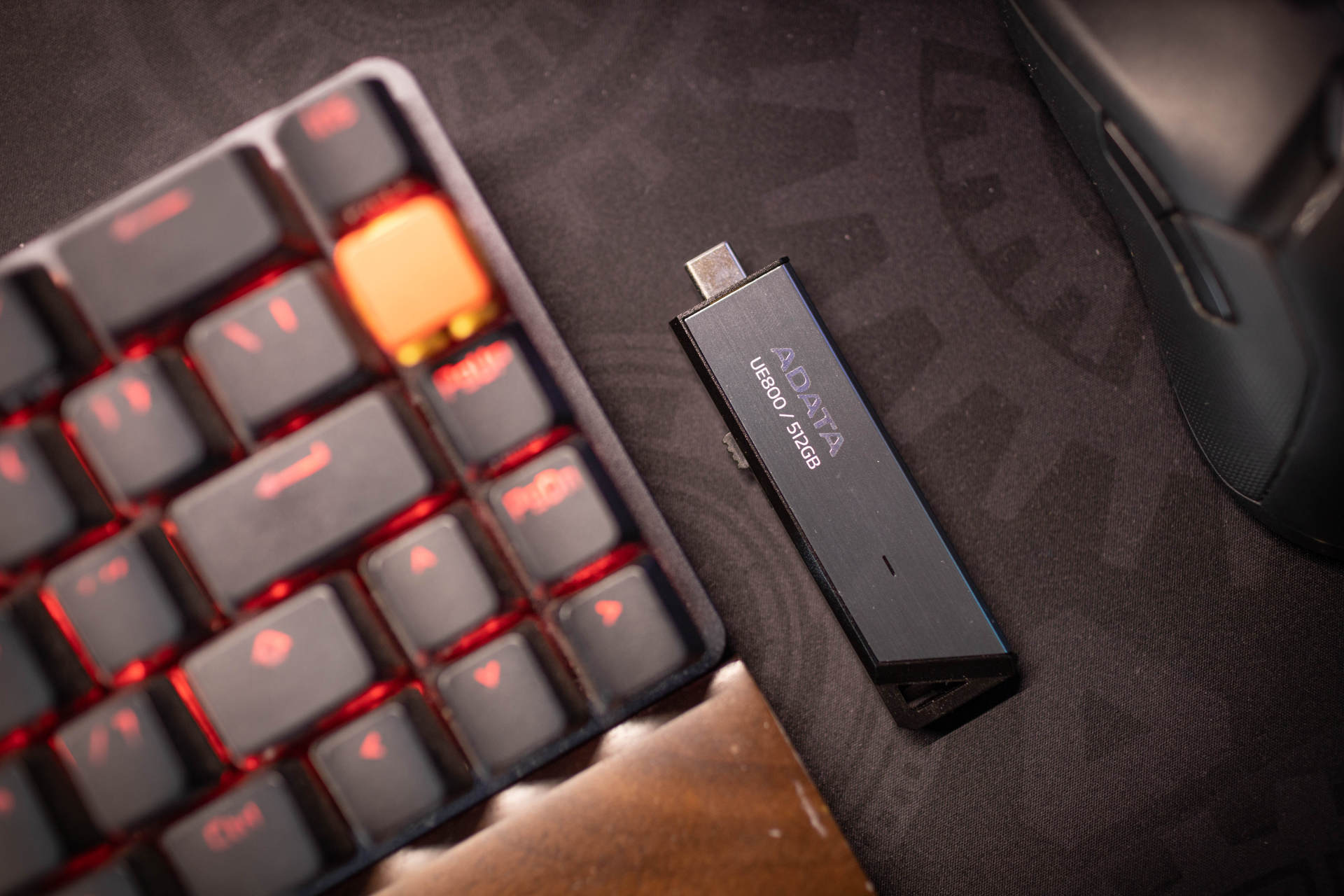 威刚ue800,adata威刚16gu盘