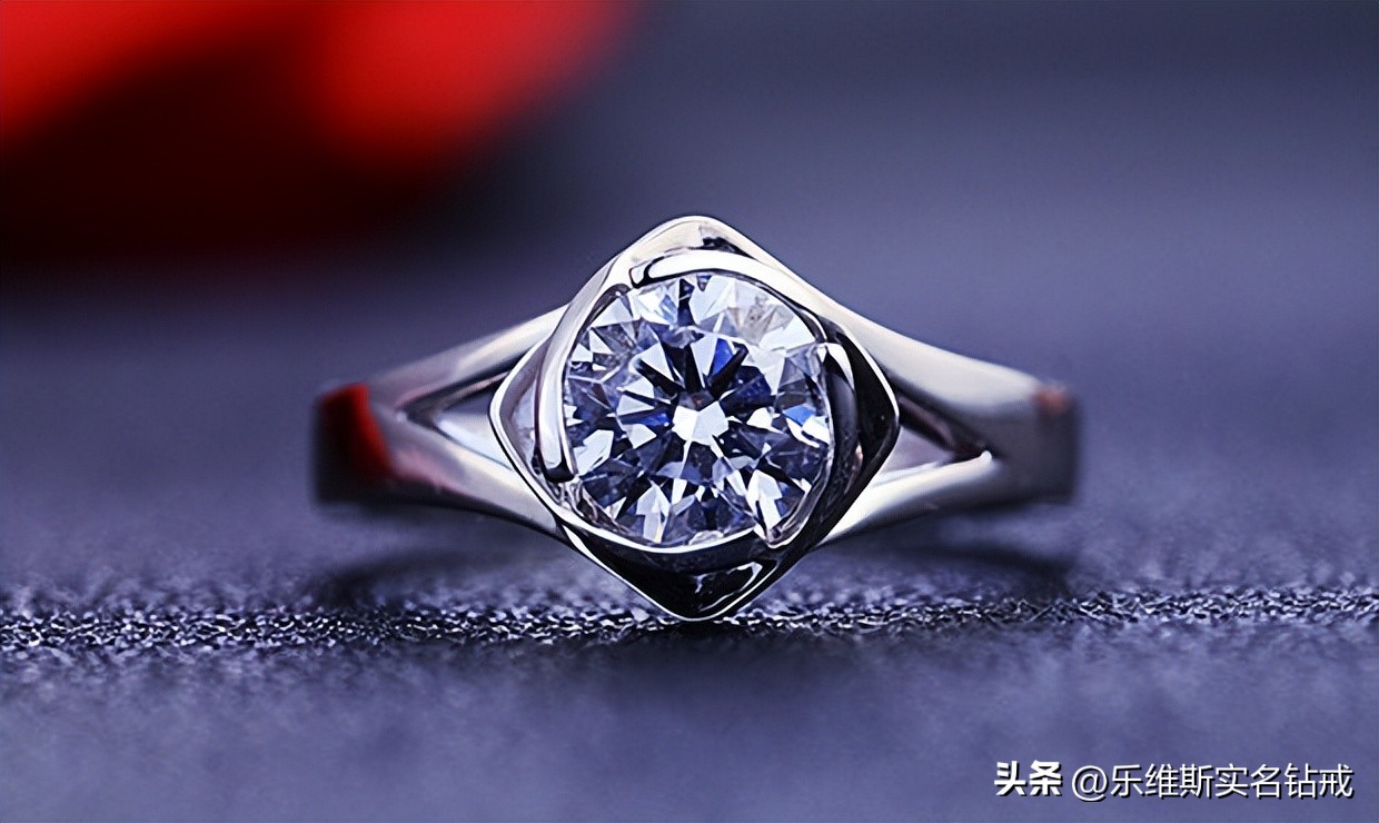 2克拉钻戒大约多少人民币,2克拉的钻戒大概需要多少钱