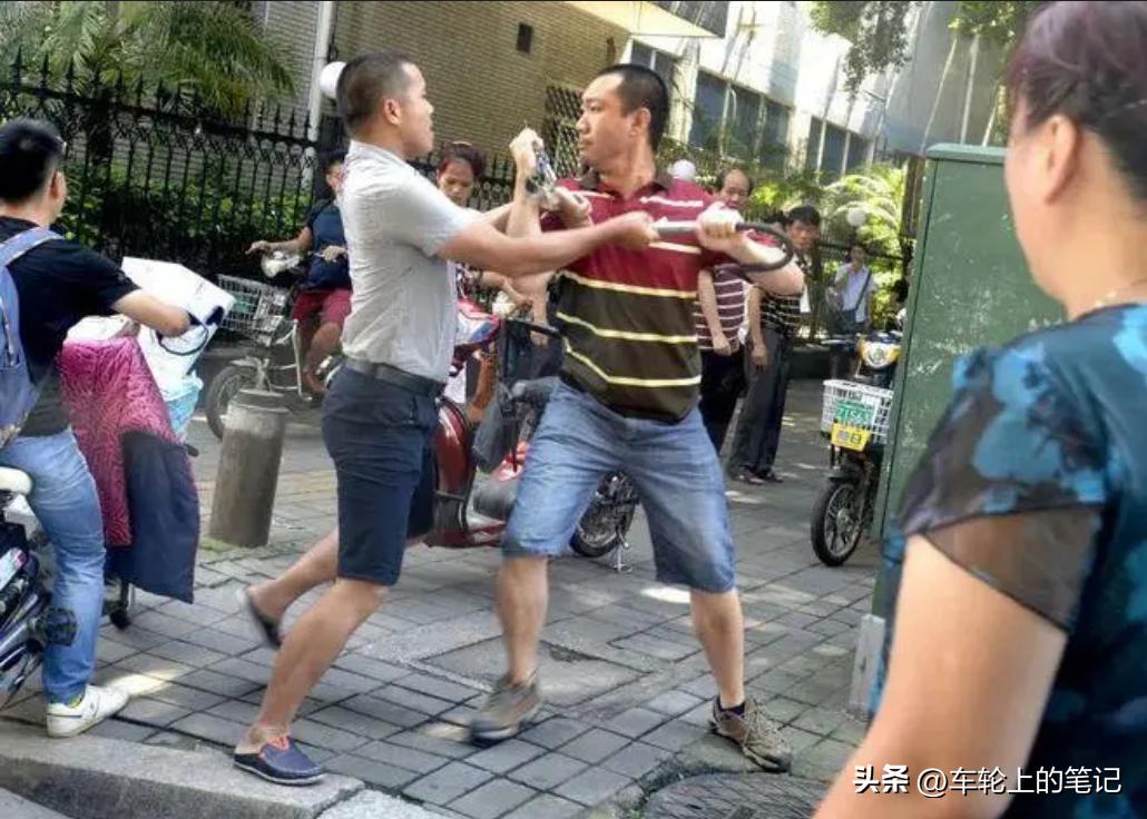 云南醉驾撞人事件,醉驾撞交警事件