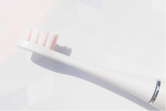 电动牙刷的利与弊总结,电动牙刷刷牙的弊端