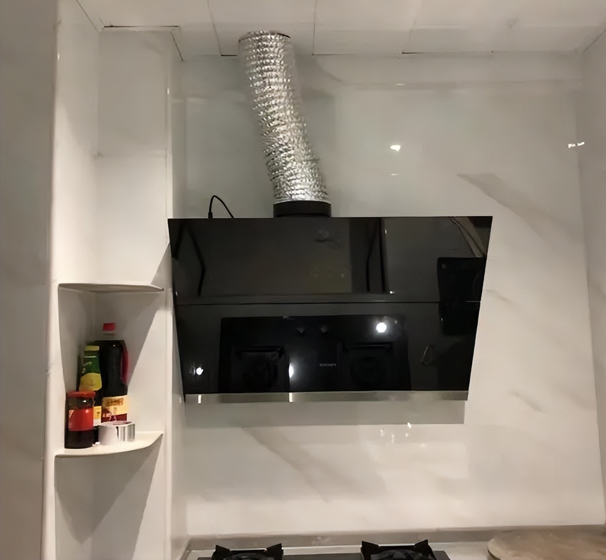 挑选燃气灶和油烟机的标准,如何挑选排油烟机灶具品牌