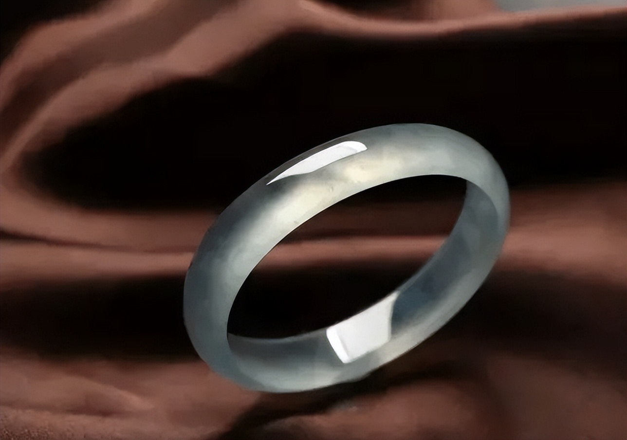 网购假货套路大揭秘,网购低价爆款背后是假货陷阱