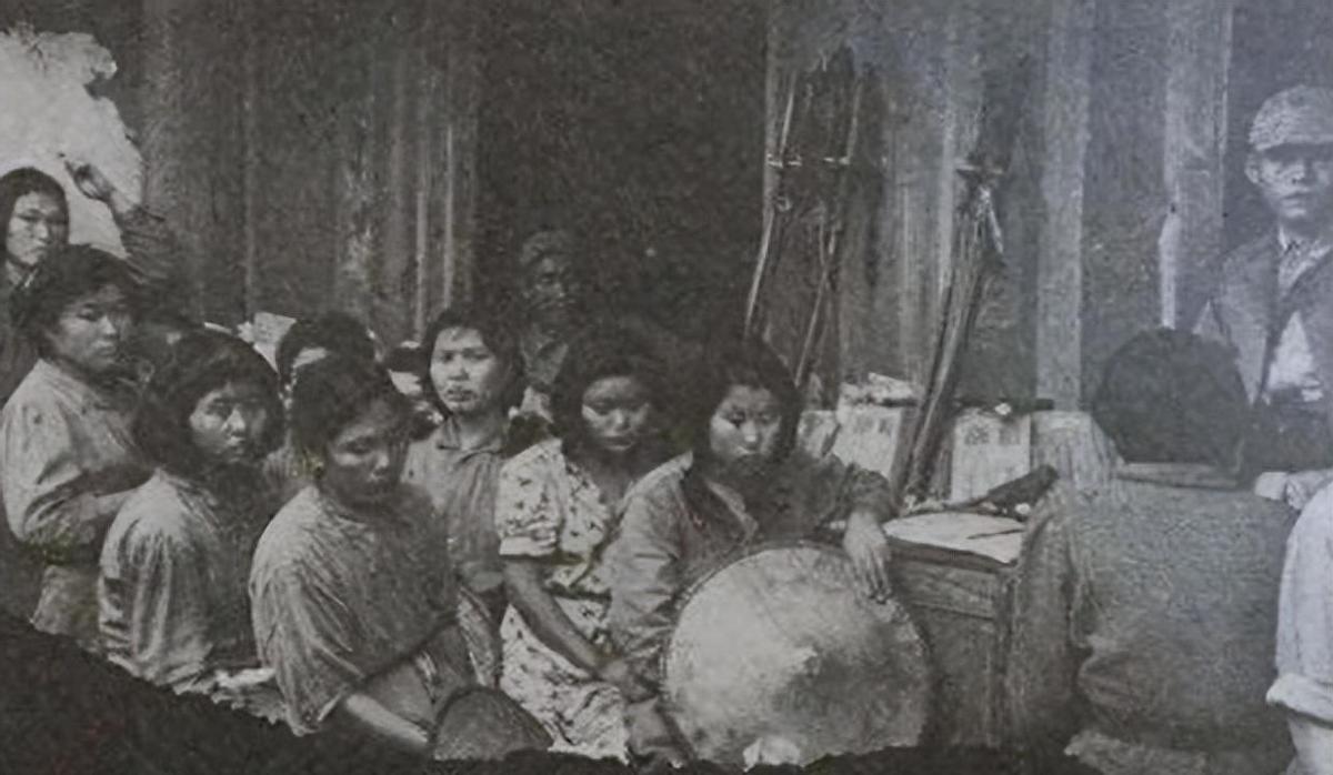 日军兽行：当着男人的面玷污了女儿，临走还残忍割下妻子乳房2