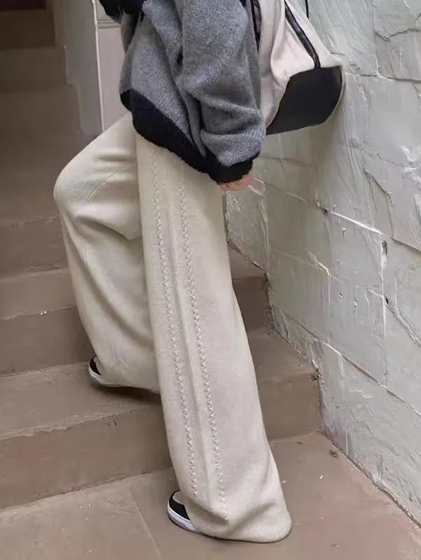 显瘦垂感阔腿慵懒风裤,阔腿裤垂坠感显腿细牛仔裤