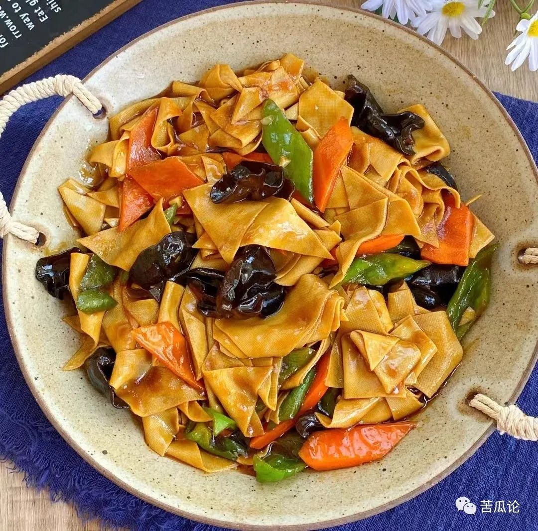 什么牛奶是高蛋白食物,鸡蛋牛奶属于高蛋白质的食物吗