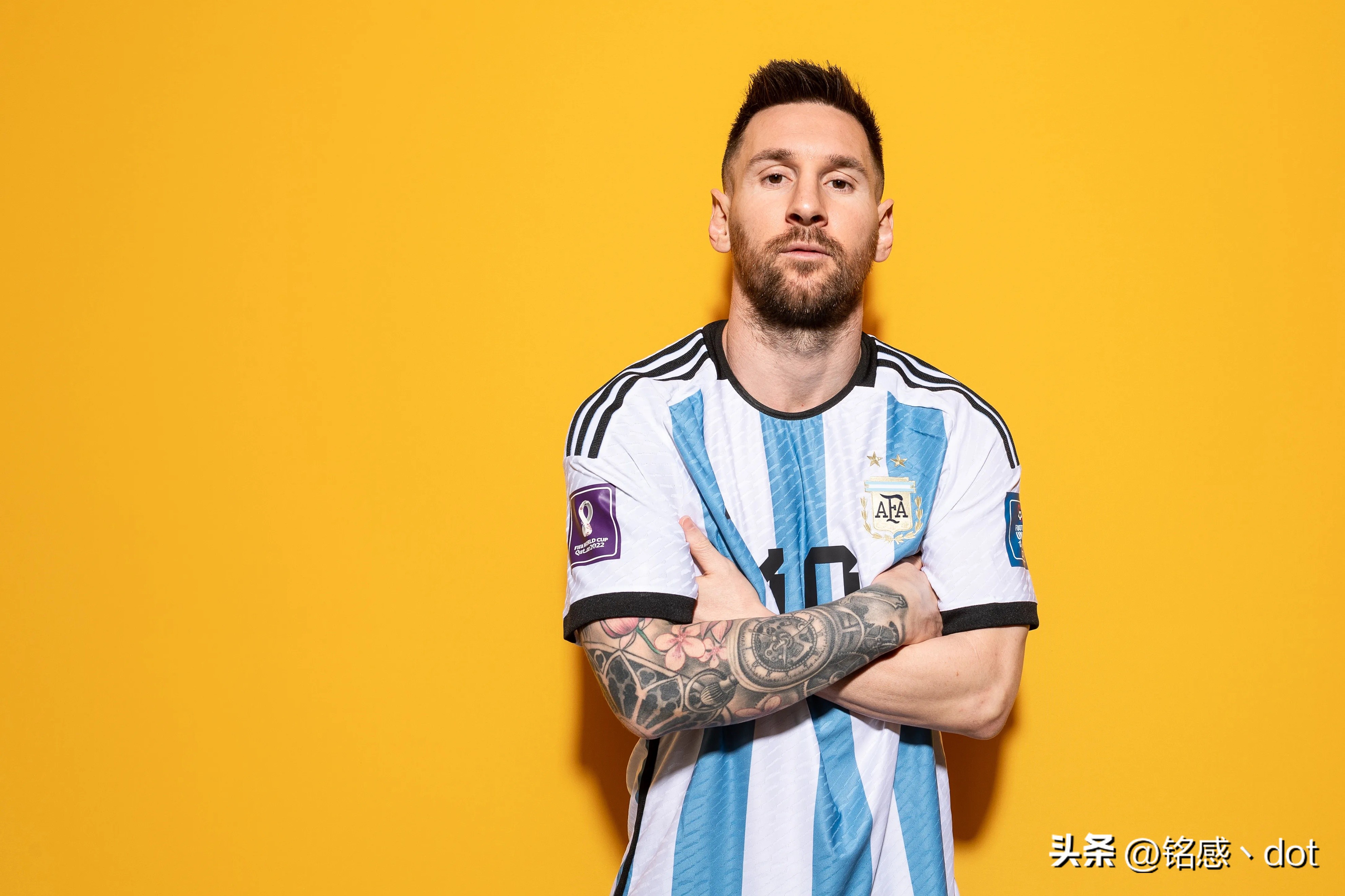 足球星坛巨星梅西的背后故事,球王梅西的传奇足球之路