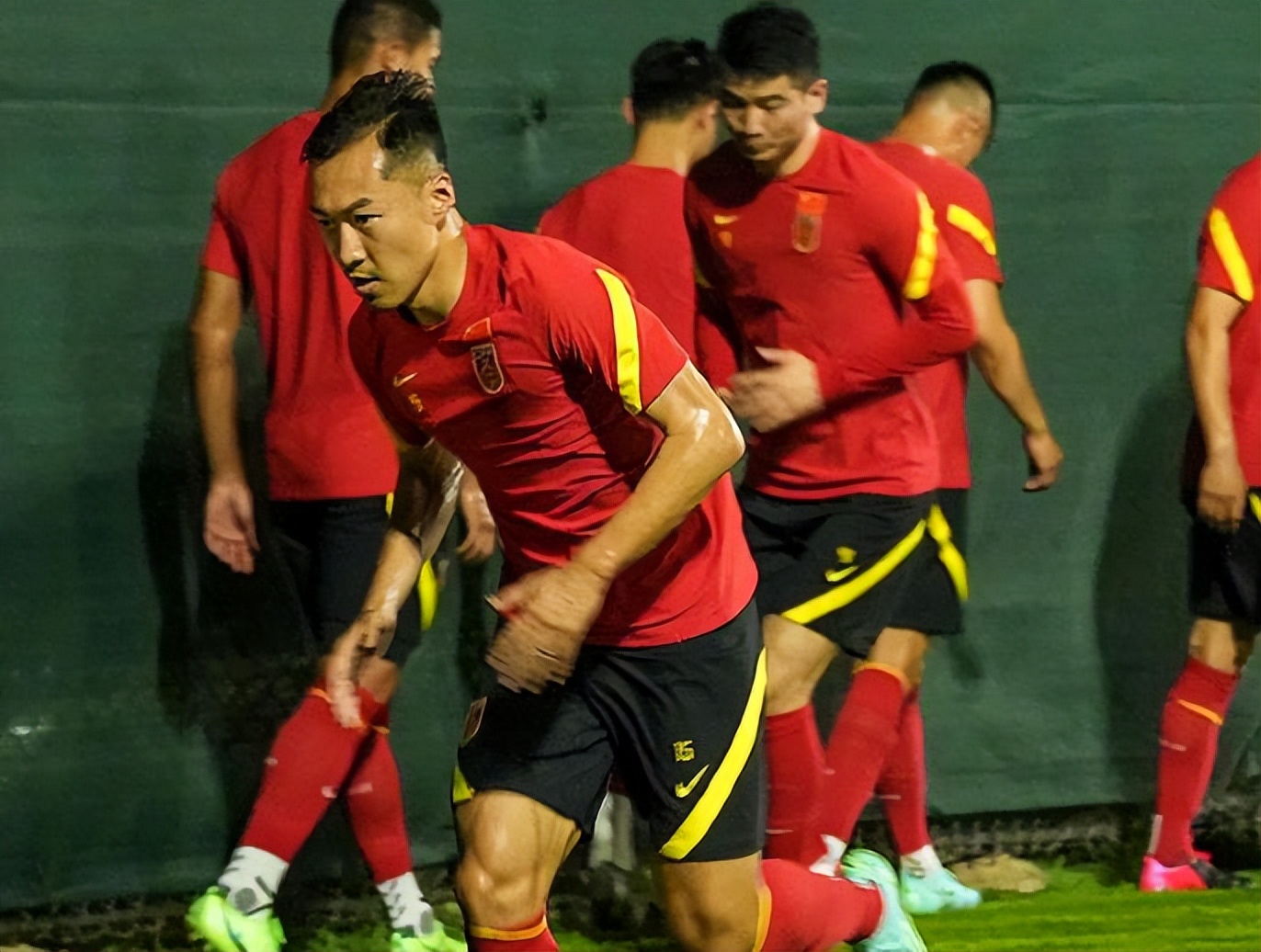 中国对阵新西兰热身,国足最新的比赛时间