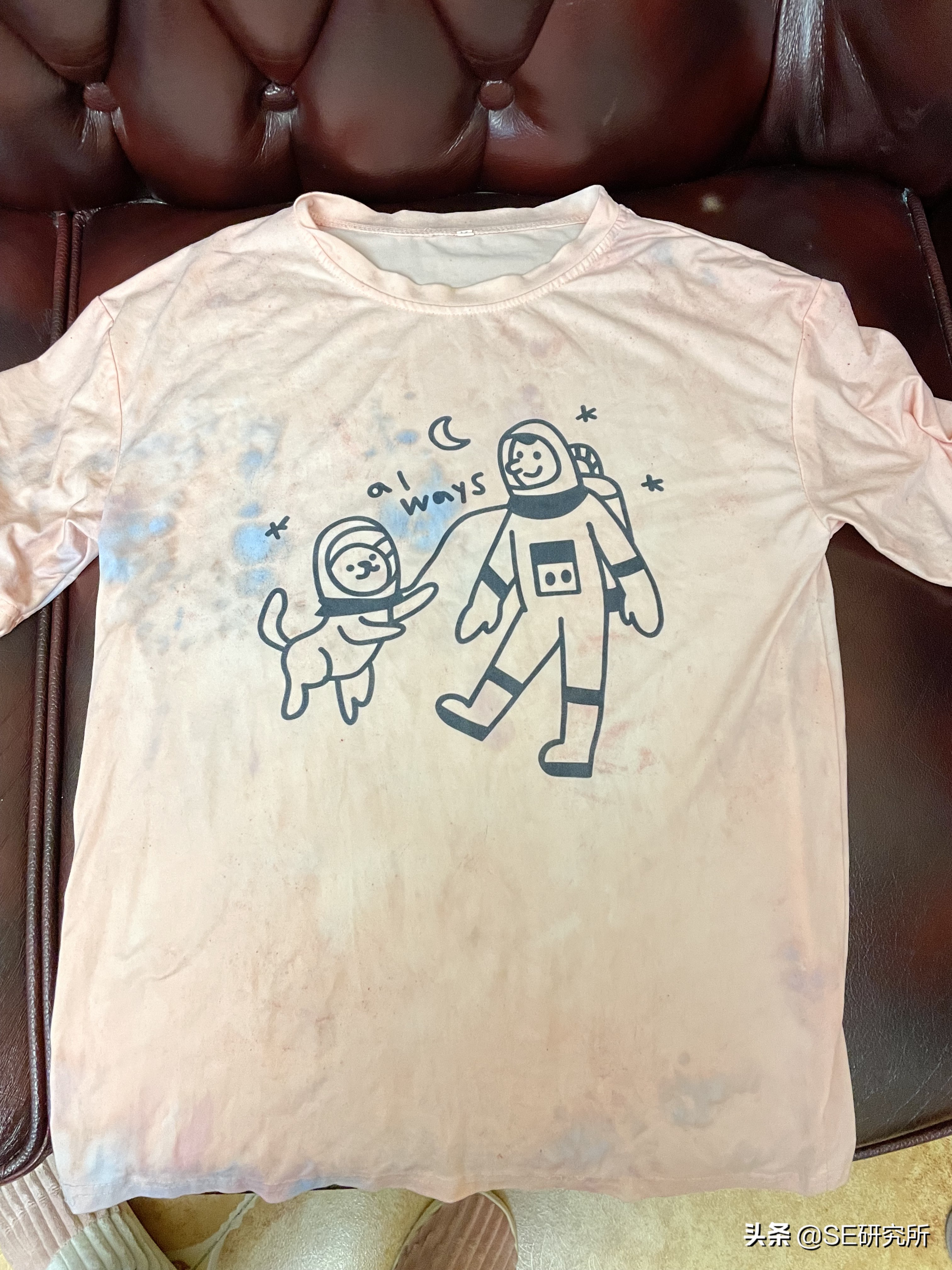 白色t恤上有墨水怎么清洗,白色t恤红酒渍怎么清洗