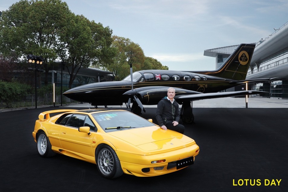 路特斯75周年logo,路特斯上海车展2021